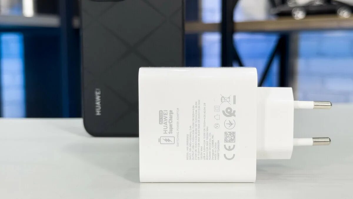 HUAWEI Pura 70 Ultra оказался почти на 100% сделан из китайских компонентов Флаг