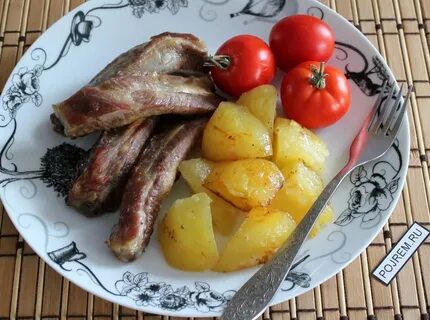 Свиные ребрышки с картошкой в рукаве