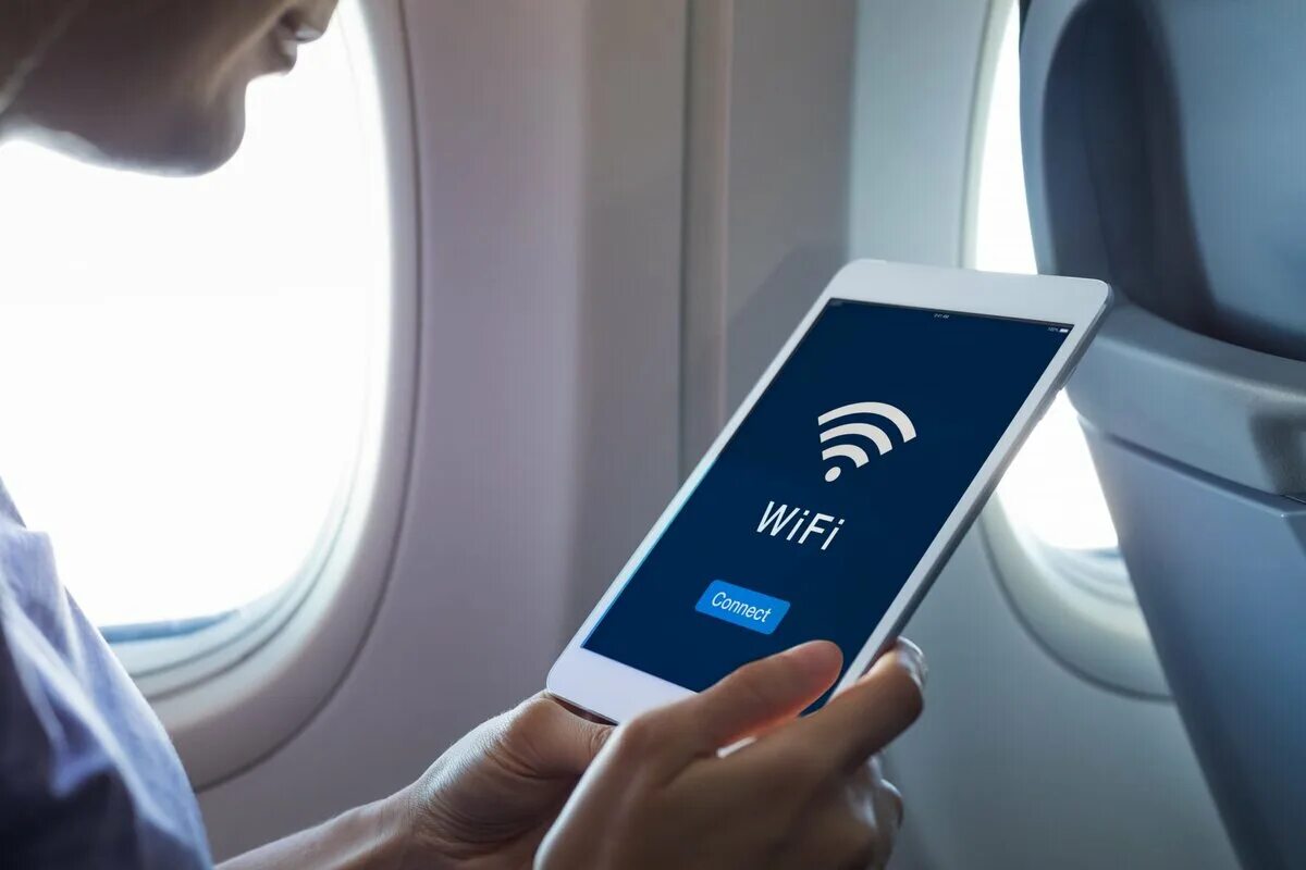 Вай фай в аэропорту. Вай фай на борту самолета. Есть ли wifi в аэропорту. Вай фай в аэропорту. Google wifi airport.