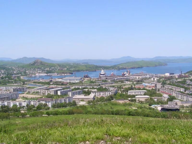 Полуостров краббе приморский край хасанский район. Работа в славянке хасанский. Порт славянка в приморье. Пгт славянка хасанский район приморский край. П славянка хасанский район приморский край.