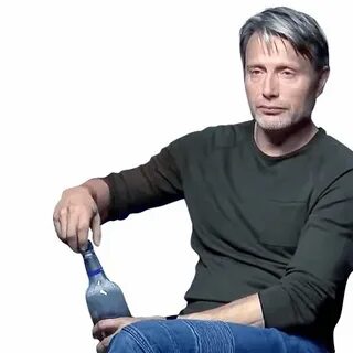 Миккельсен мем
