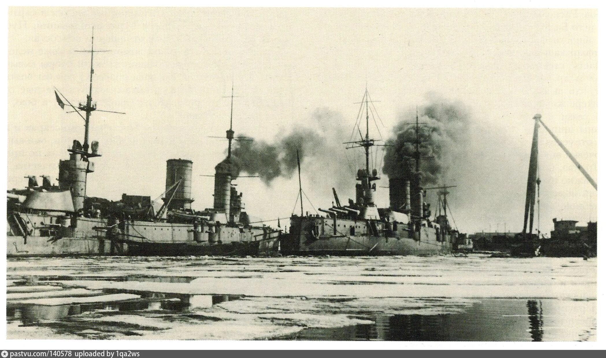 Кронштадт 1921. Линкор в кронштадте. 1921 год.. восстание в кронштадте 1921. линкор петропавловск 1921. линкоры кронштадта 1921.