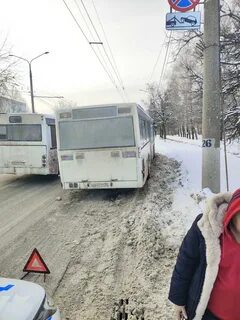 Автобус вал