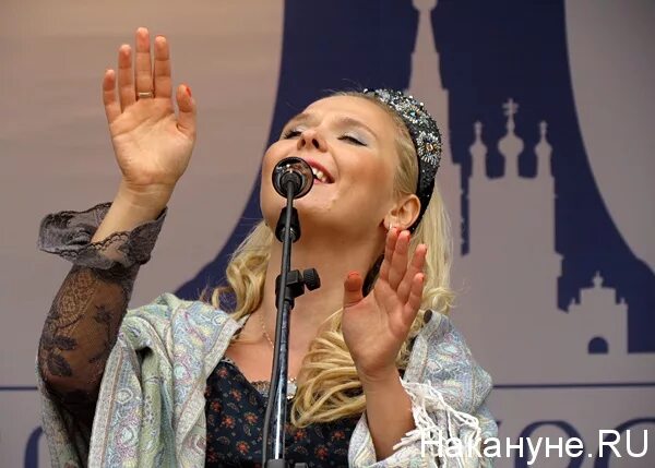 Рук певица. Рук певица