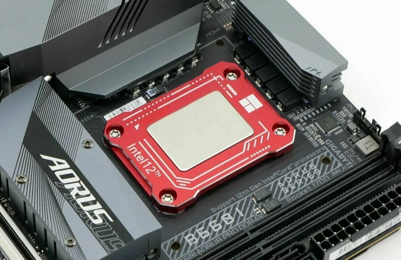 Сокет lga 1700 процессоры. Сокет лга 1700. Гнездо процессора LGA 1700. LGA 1700 Thermalright LGA. Lga1700 пластина Thermalright.