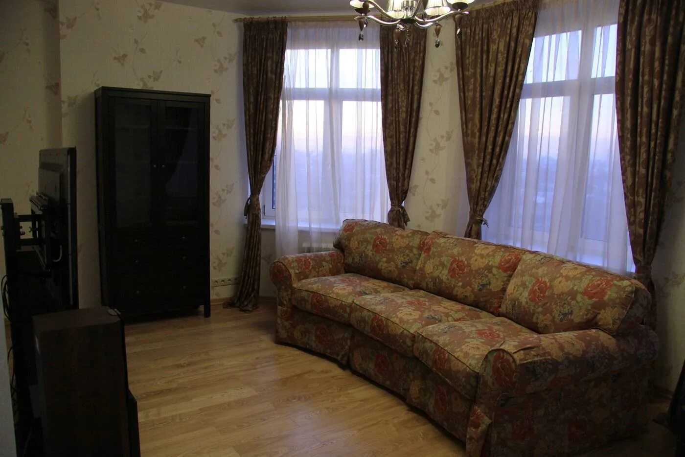 Купить 3х комнатную в московском