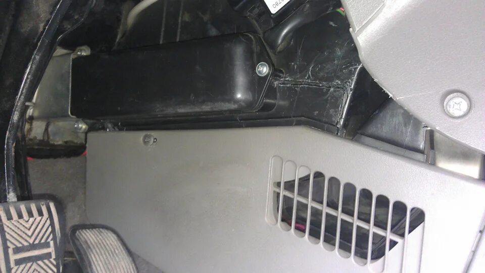 Печка лада калина 1. Калина 1 радиатор отопителя печки. Радиатор печки калина 1. Заслонка печки калина 1. Фото печки калина.