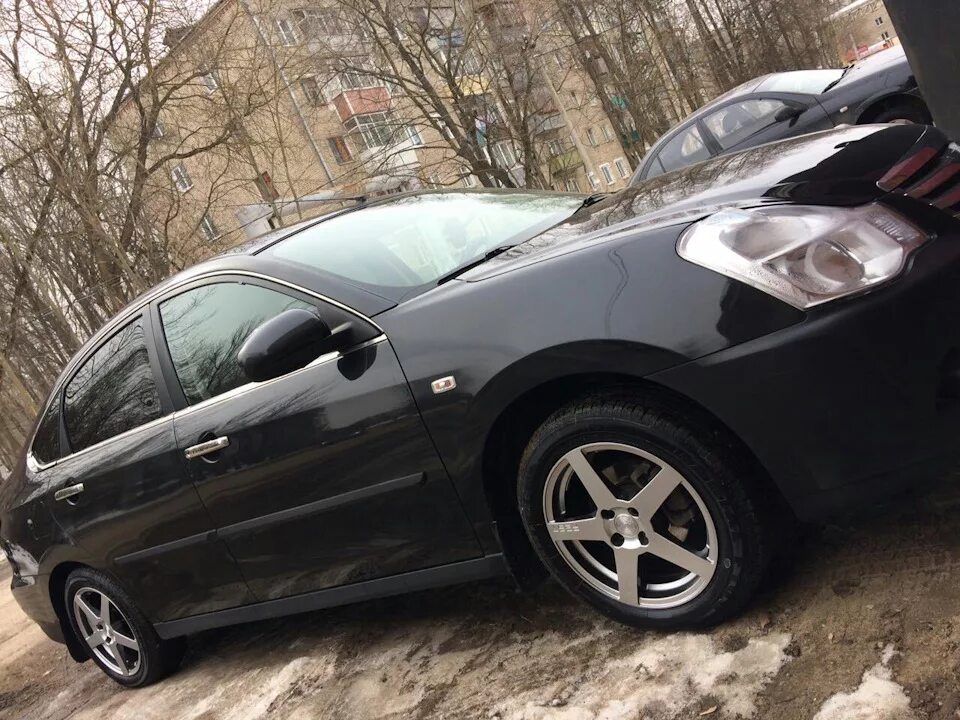 Литые диски на ниссан альмера g15. Nissan Almera g15 на 16 дисках. 16 Колеса на Ниссан Альмера g15. Nissan Almera g15 на литых дисках. Альмера g15 на 16 дисках.