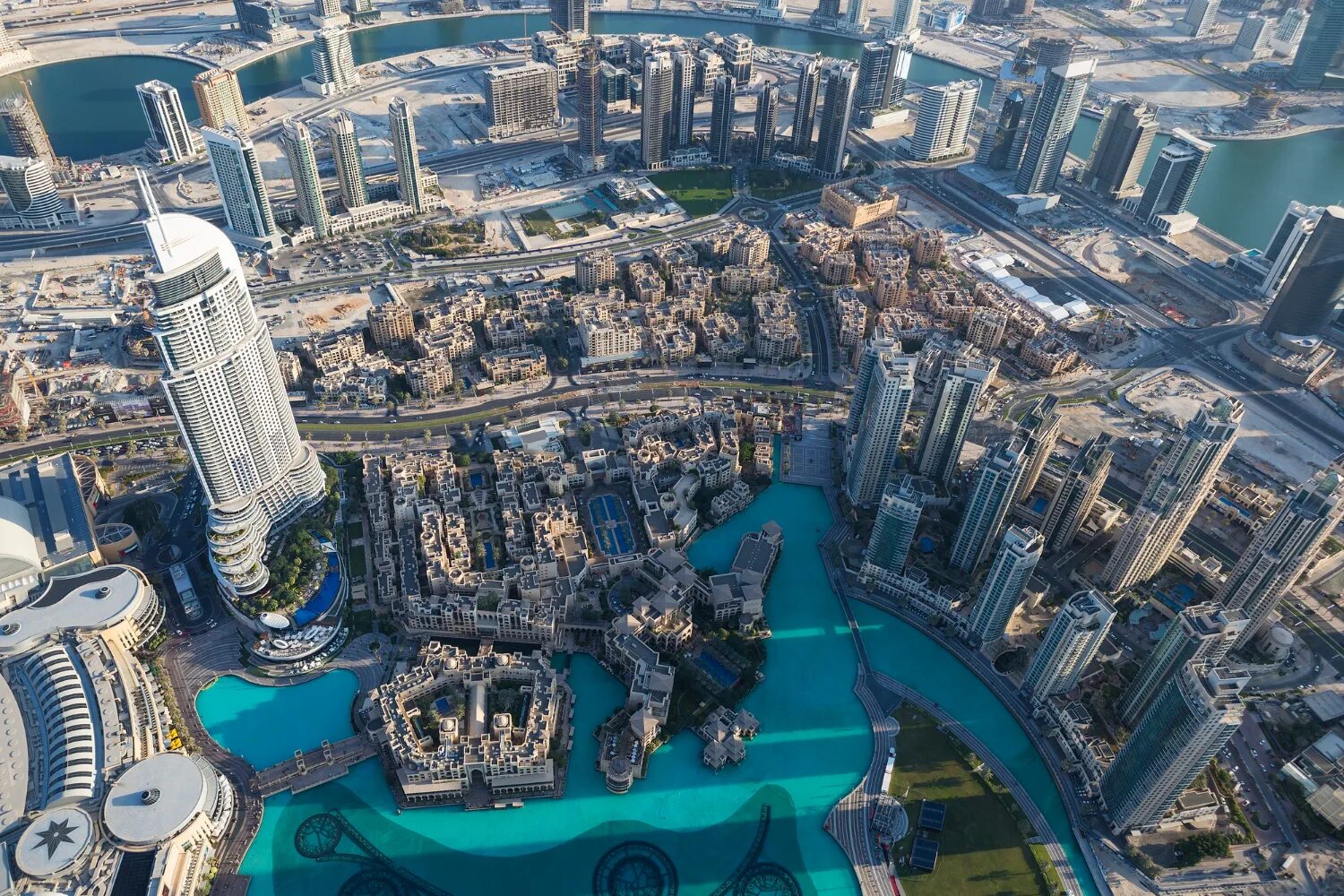 Дубай москва новости. Бурдж-Халифа Дубай вид сверху. Даунтаун Дубай 2022. Бурдж Халифа высота. Бурдж Халифа 2023.