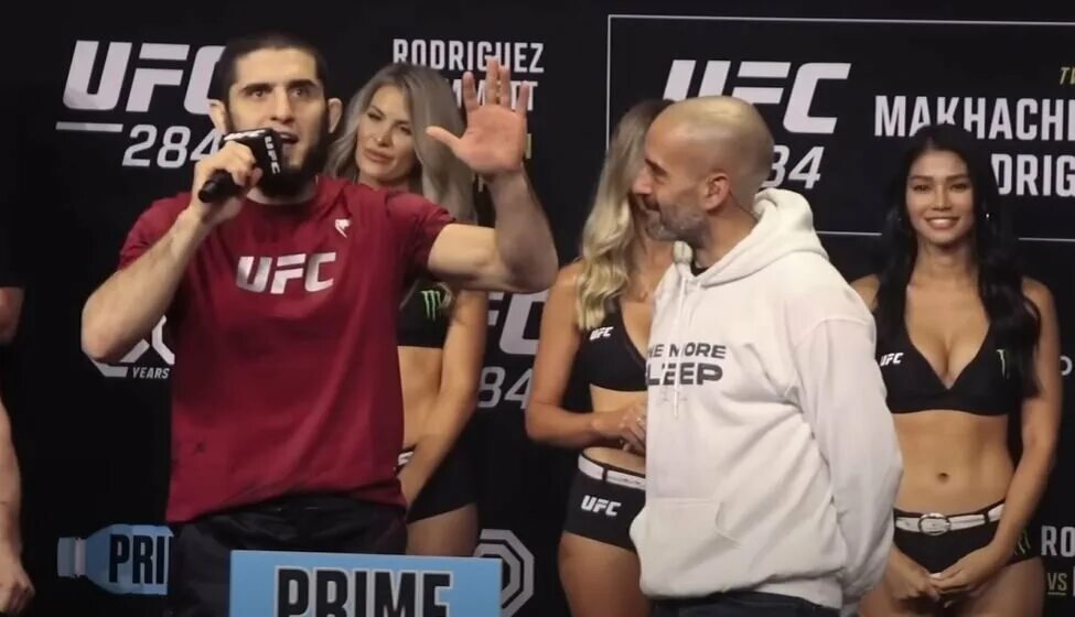 Ufc 12.10 2025. Махачев боец. российские бойцы в ufc. пояс юфс.