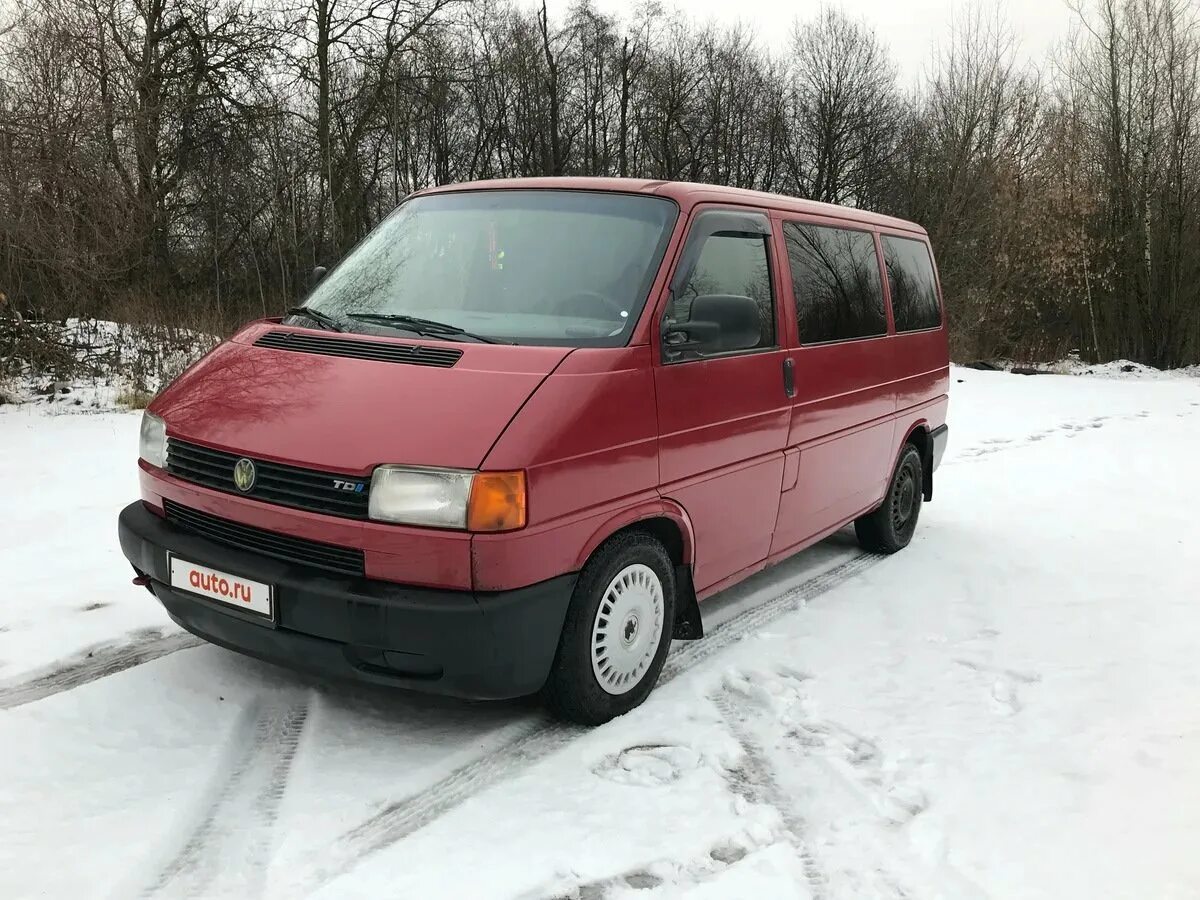 Купить фольксваген бу объявления. Фольксваген Транспортер т4 2002. Volkswagen Transporter t4 красный. Volkswagen t4 2002. Фольксваген Транспортер с 4 2002.