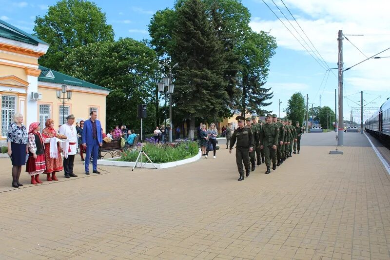 Жуковка брянской новости. Аварийный район 2022 Жуковка. Жуковка военный городок. Жуковка Брянской 2022. Жуковка Военная часть.