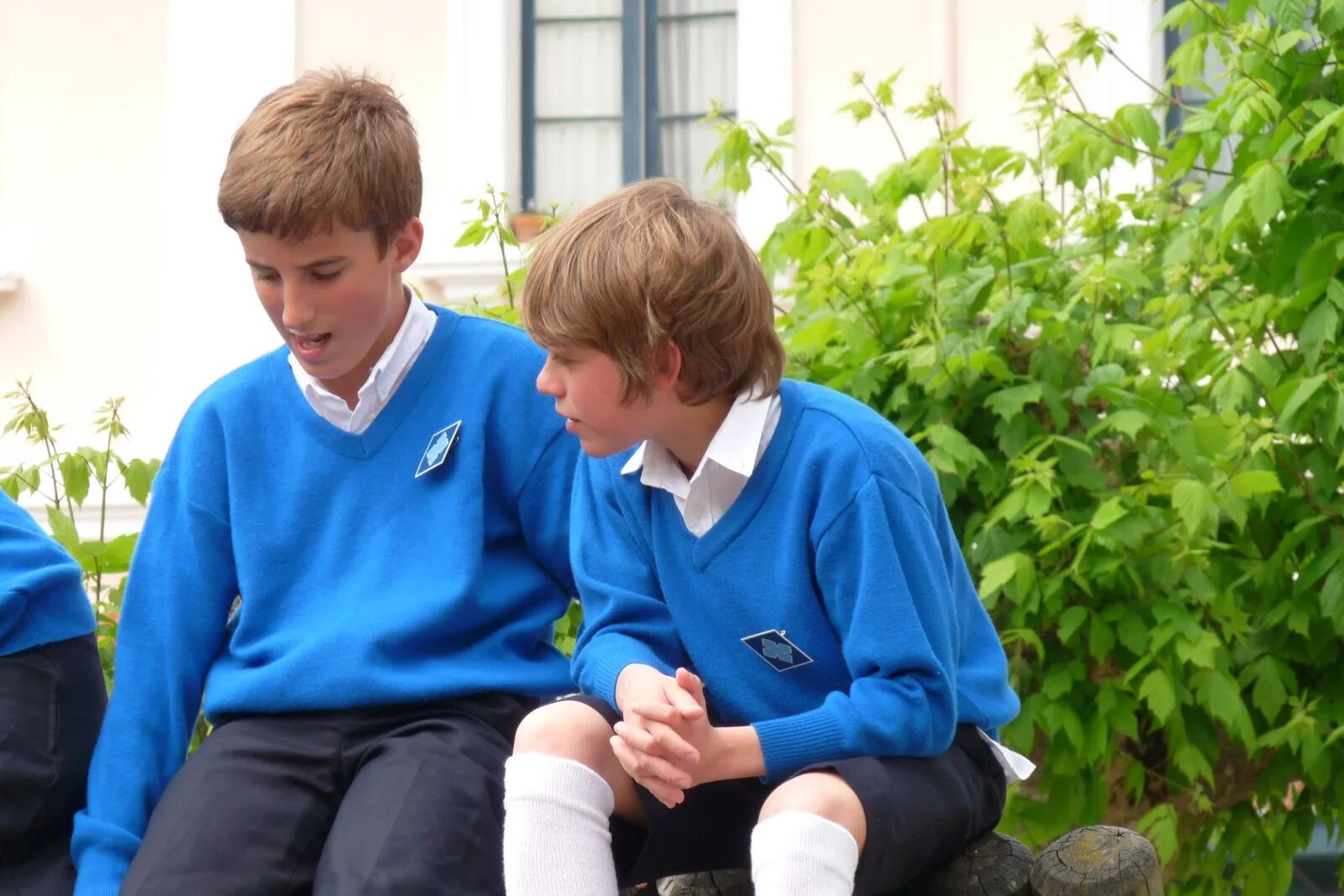 School boys love. Пацаны школьники -реальные. Любовь мальчиков. Мальчик с мальчиком люб. Мальчик с мальчиком любовь.