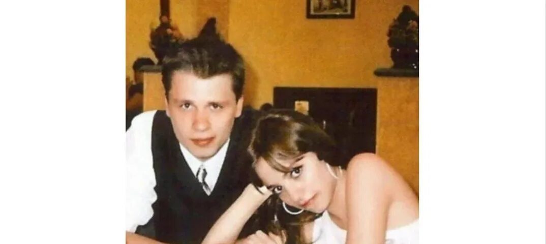 Светлана светикова и гарик. Светикова фабрика звезд. Света светикова и гарик харламов. Гарик харламов светикова. Светлана светикова и гарик.