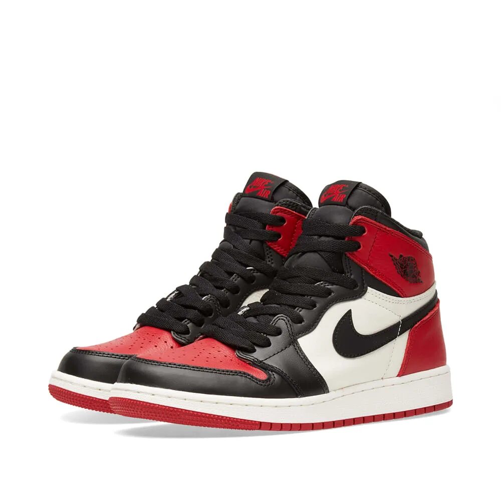 Джорданы 1 черные. Nike Air Jordan 1 Black Red. Nike Air Jordan 1 Red. Nike Air Jordan 1 Red White. Nike Air Jordan 1 White Black Red.