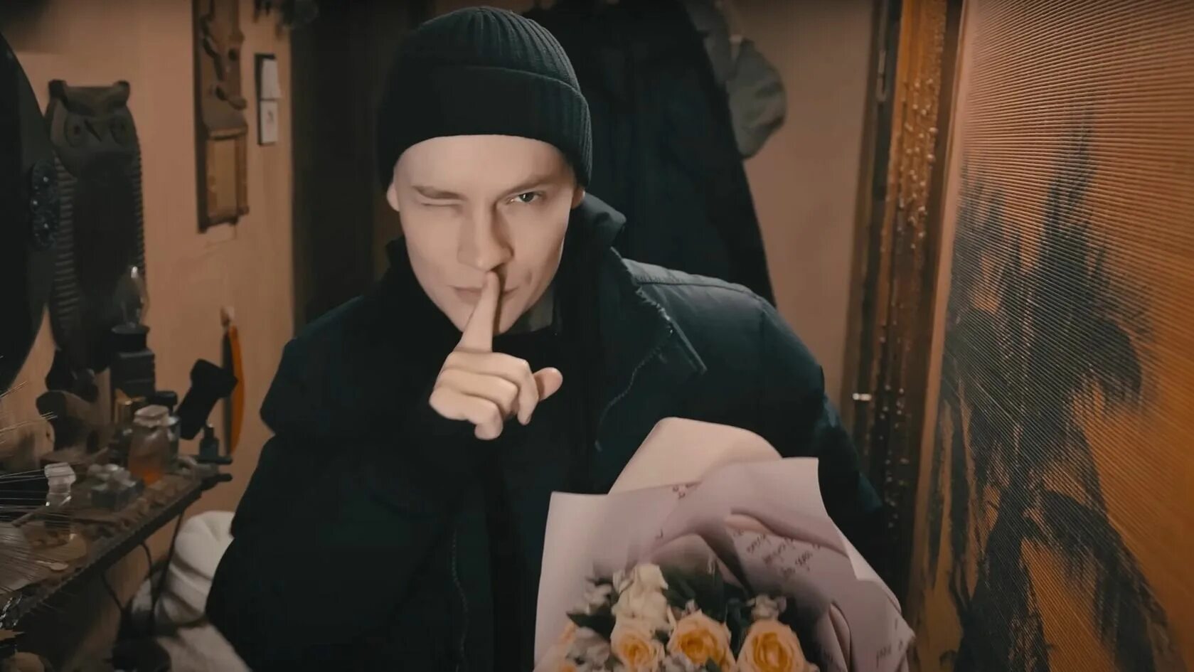 Клип шамана на песню мама