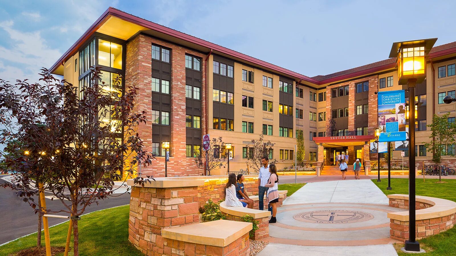 Денвер университет Реджиса. Hall of Residence. University Halls of Residence нарисованная. Колледж Колорадо в Хабаровске.