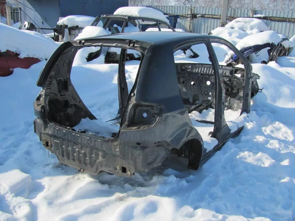 Кузов гетц. Кузов hyundai getz. кузов хендай гетц. задняя часть кузова хендай гетц. хендай гетц запчасти кузовные детали.