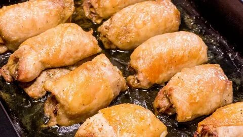 Рулет из бедра курицы в духовке