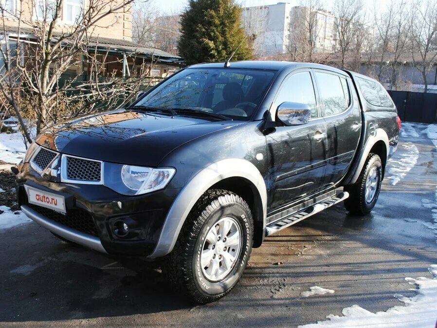 Митсубиси л200 2011 года. Мицубиси л200 2011. mitsubishi l200 2011 года. л200 дизель.