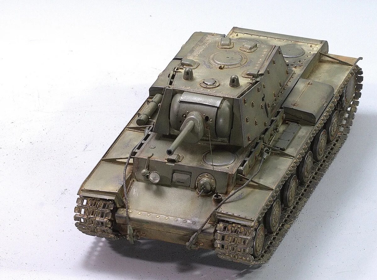 Кв 3 1 35. Кв-1 Трумпетер 1 35. Кв 1э. Кв-1 1/35. 09563 Trumpeter 1/35.