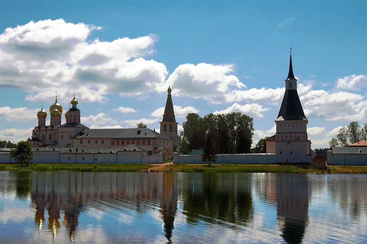 Куда сходить вечером в новгороде