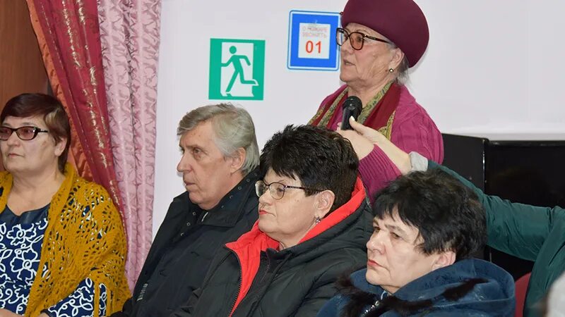 Погода в большой халани. Деревня большая халань. Большая халань. Школа большая халань. Погода в большой халани на 10.