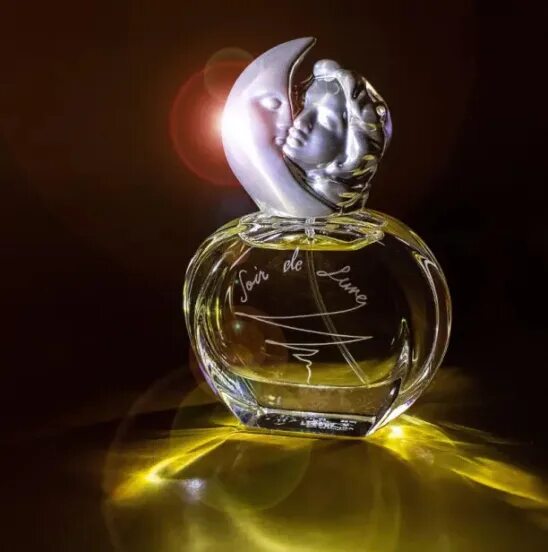 Духи lune. Sisley духи soir de Lune. Sisley soir de Lune 100 ml ВБ. Soir de Lune Sisley for women. Суар де Люн духи.