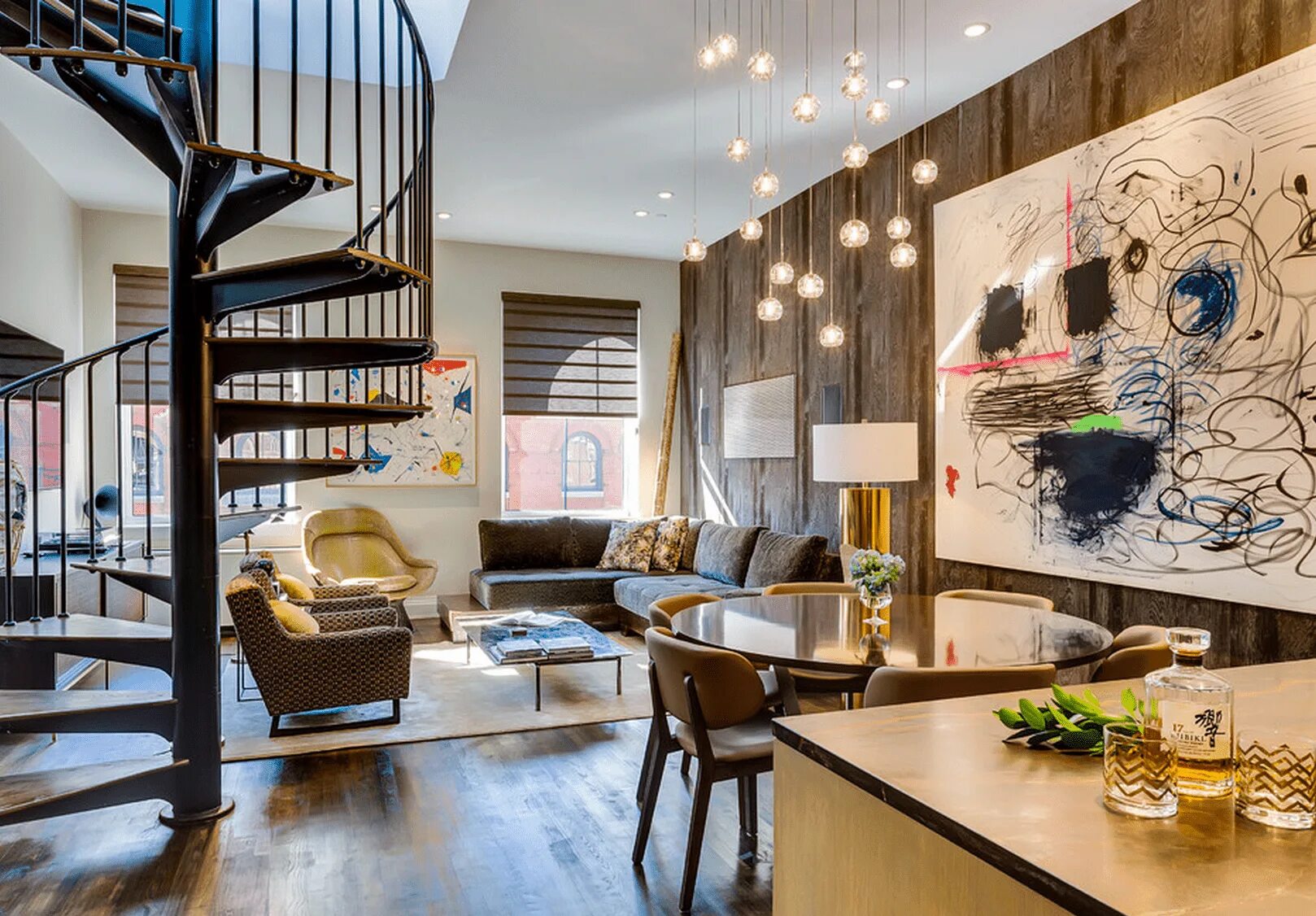 Синий диван в сером интерьере. Интерьер гостиной. Кабинет челси. Не стоит оформлять квартиру. Интерьер кухни в стиле фьюжн.