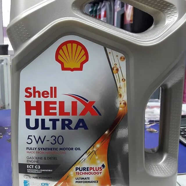 Шелл хеликс ультра 5w40. Масло шел хеликс ультра лада гранта 8 клапанов артикул mann. Shell diesel ultra 4л. Шелл ультра 0w30. Шелл ультра 0w30.