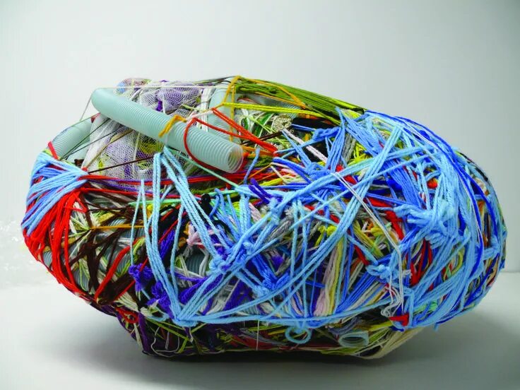 Джудит скотт работы текстильные фото Finding a Voice in Fiber, Judith Scott Was an Artist, Not an Outsider Fiber scul