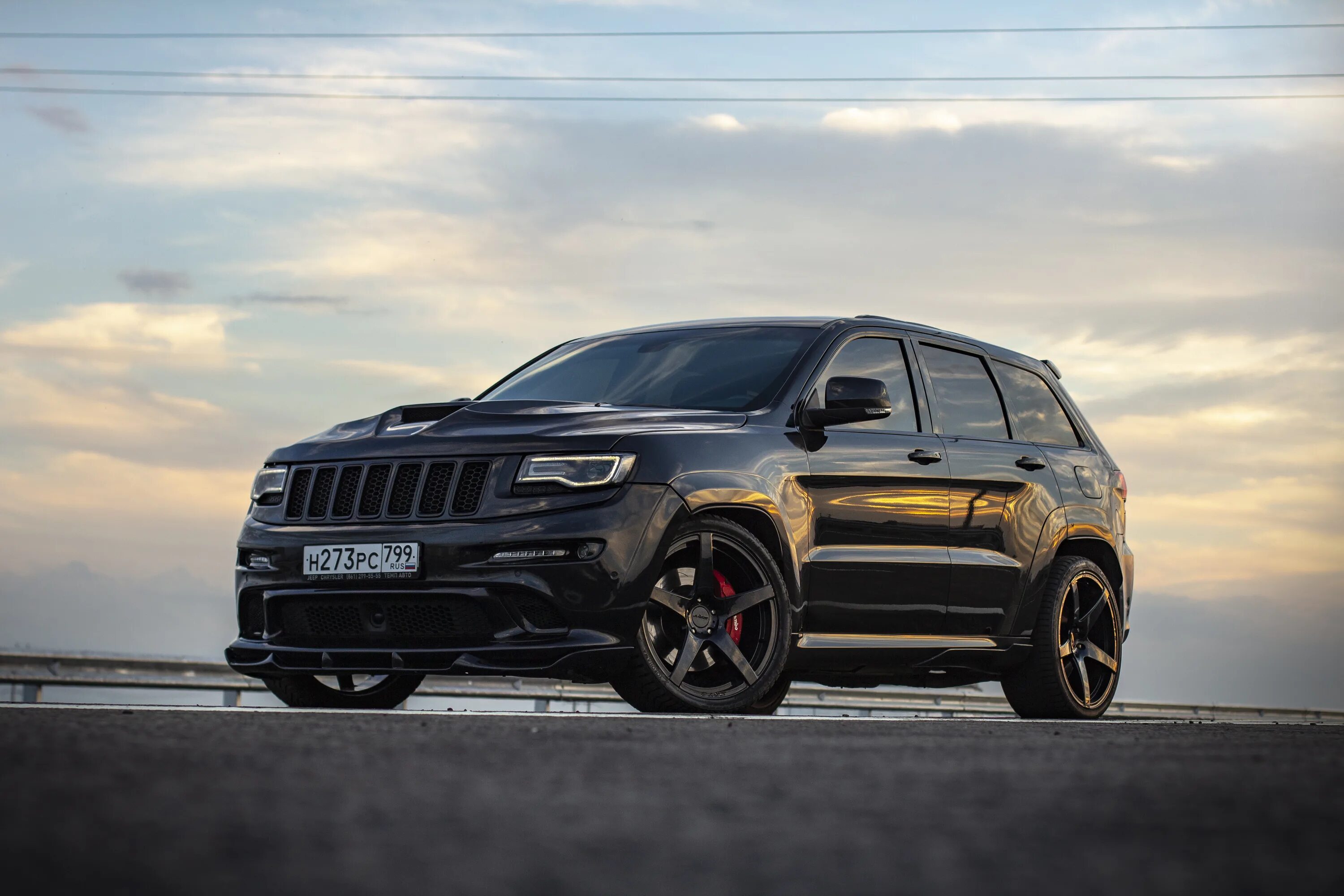 Jeep Grand Cherokee srt. Jeep Grand Cherokee srt8 IV. Jeep Cherokee srt8. Джип Гранд Чероки в 8.