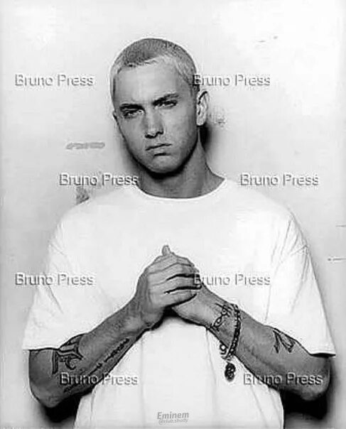 Eminem the way i am. Eminem в молодости. Эминем 2006. Эминем 1999 альбом. Eminem 2006 похороны.