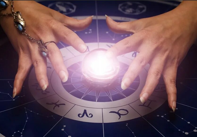 Гадание самому будущее. Магический шар гадалки. Астрология магия. Магические знаки судьбы. Астрология волшебство.