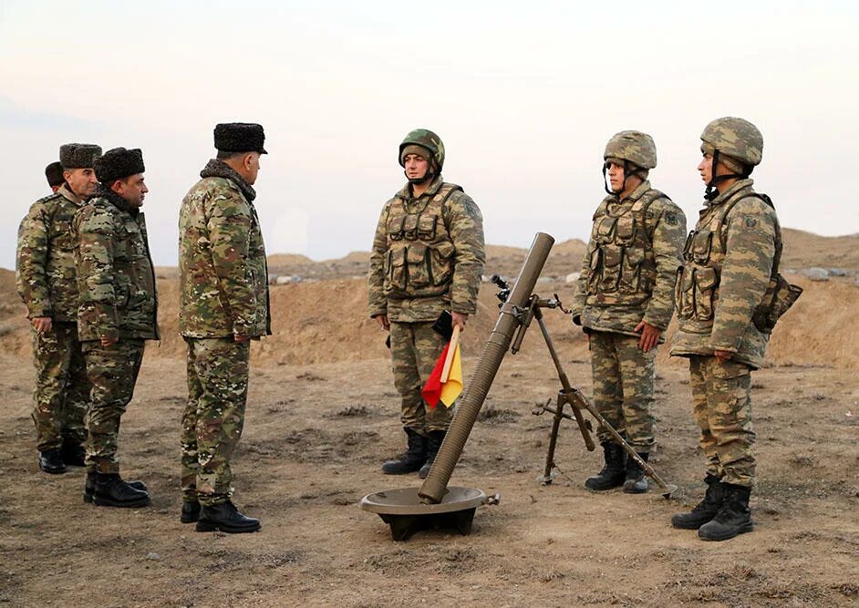 Армения войска к границе. Сухопутные войска Армении. Армия Азербайджана. Военный штаб. Минобороны Азербайджана.