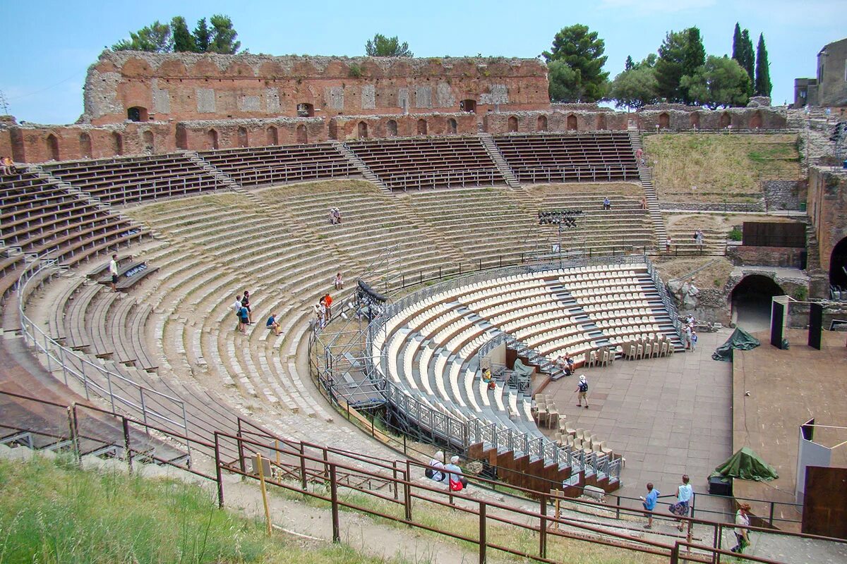 Древний греческий театр