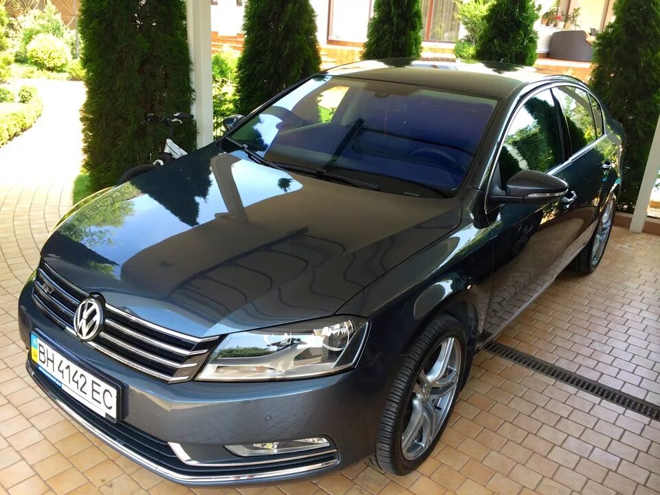 Volkswagen Passat b7 серый. Volkswagen Passat b7 тонированный. VW Passat b7 пленка. Пассат б7 черный тонированный. Фольксваген пассат лобовое стекло купить