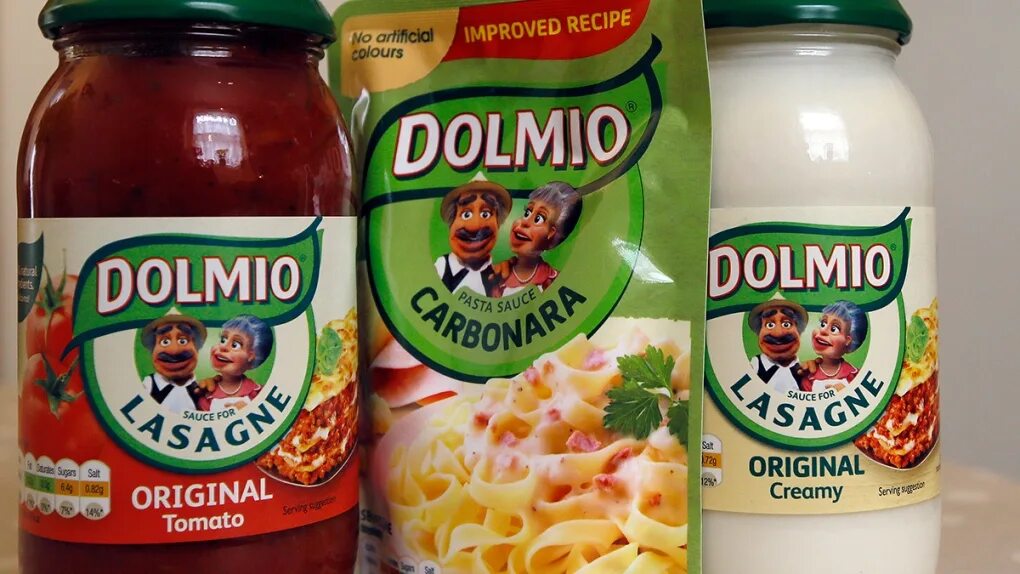 Some sauce. Долмио. Паста Долмио. Dolmio соус. Dolmio creamy Tomato.