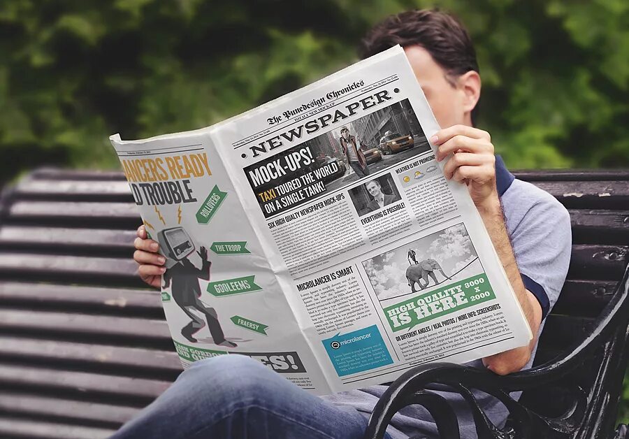 Newspapers ru. Газета в руках. Человек с газетой в руках. Цветная газета. Мужчина с газетой в руках.
