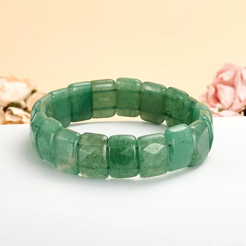 браслет из квадратных бусин. браслет квадратный камней. браслет агат гематит белый. серебряный браслет. мужской браслет квадратные бусины.