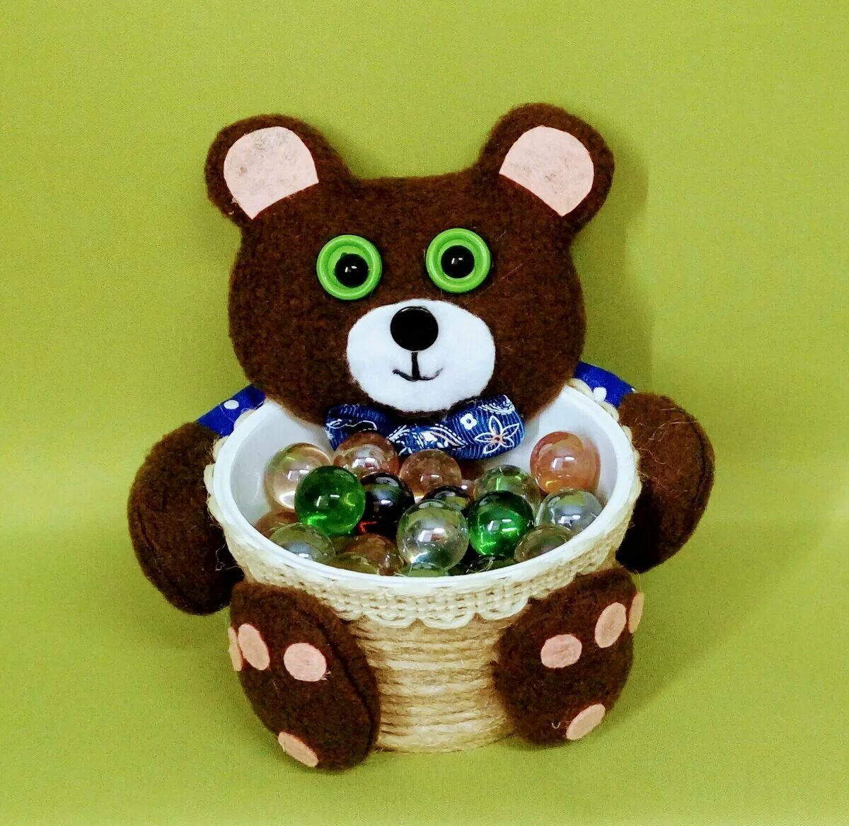 Шитые игрушки. Медведь из ткани. Медведь своими руками. Мягкая игрушка медвежонок своими руками. Мишка из ткани.