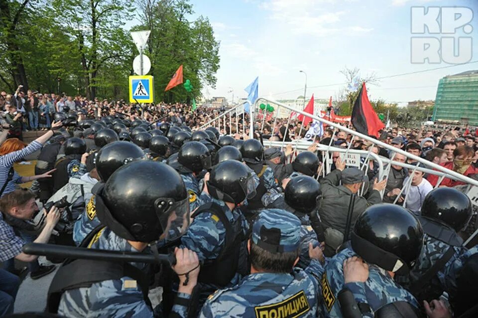 Болотная площадь 2012. Болотная площадь май 2012. Навальный 2011 Болотная площадь. Болотная площадь митинг 6 май 2012.