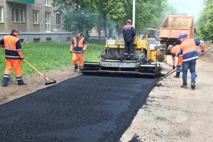 Ремонт дороги. Дорожное полотно. Благоустройство автомобильных дорог. Ремонт дорожного полотна.