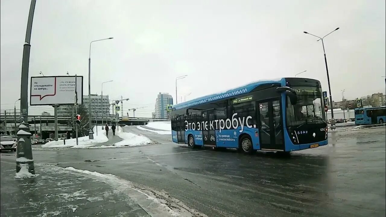 Транспорт в 2025 году. Электробус мосгортранс 2025. электробус москва 2025. электробус сириус 2025. электробус для саудовской аравии.