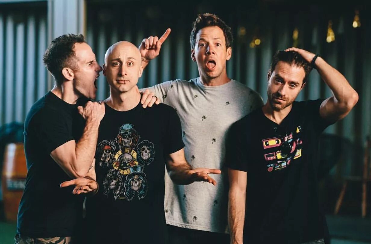 Группа simple. Группа simple Plan. Включи simple plan