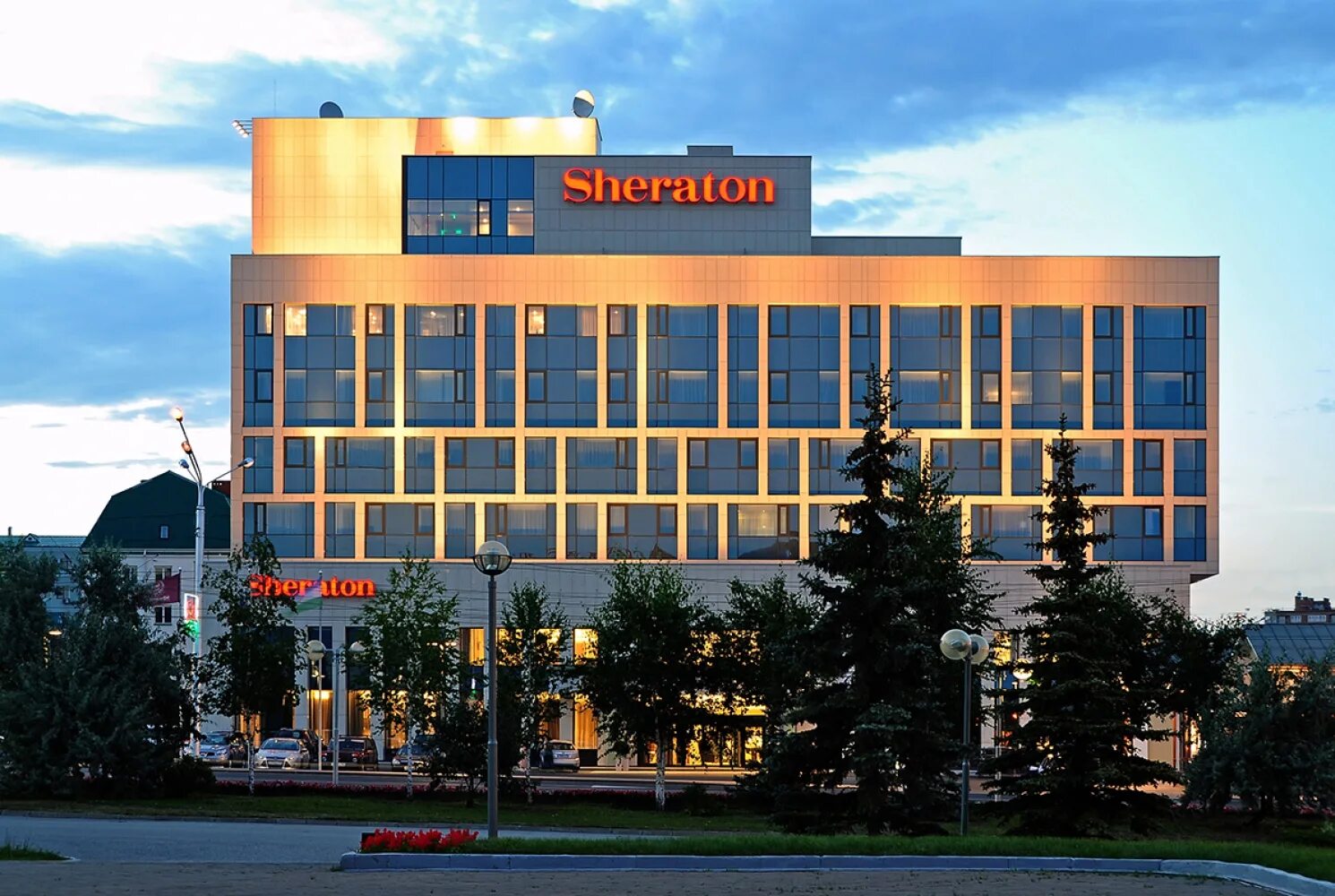 Отель Crowne Plaza Уфа. Уфимский отель Sheraton. Гостиница Шератон Уфа. Плаза Уфа гостиница. Шератон уфа сайт