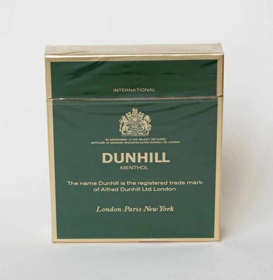 Интернешнл купить. Сигареты Dunhill интернационал. Dunhill сигареты квадратная пачка. Сигареты Данхилл с ментолом. Сигареты Данхилл зеленые.