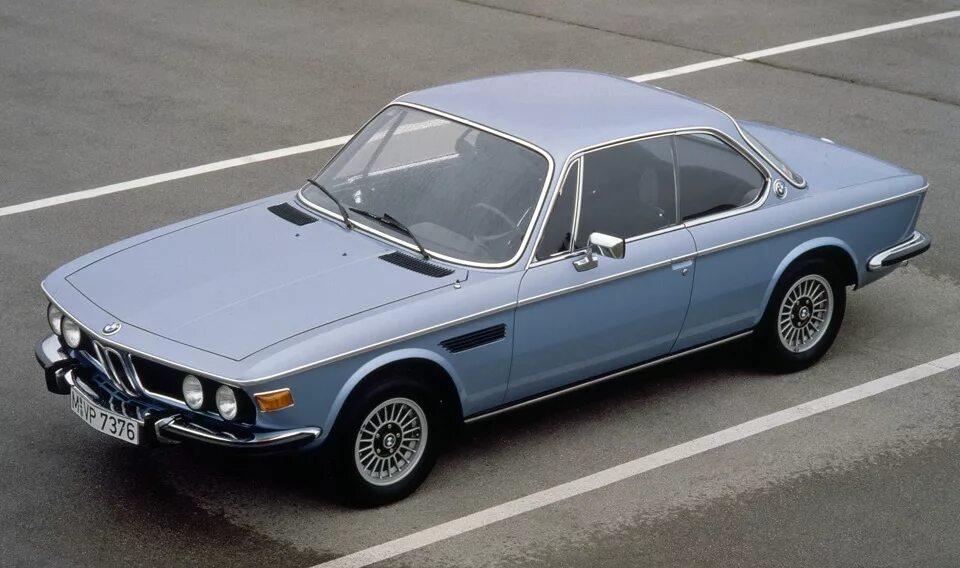 Bmw e9 coupe. Bmw e9. Bmw classic e9. Е 9 66 2. Intel core 2 duo e7300 wolfdale lga775, 2 x 2667 мгц.