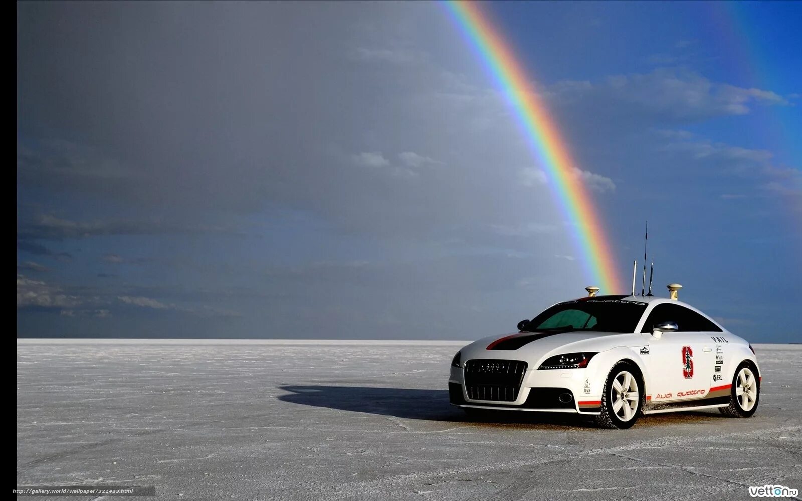 Радуга машины. Феррари 6ix9ine. Машина радуга. Радуга машины. Машина радуга.