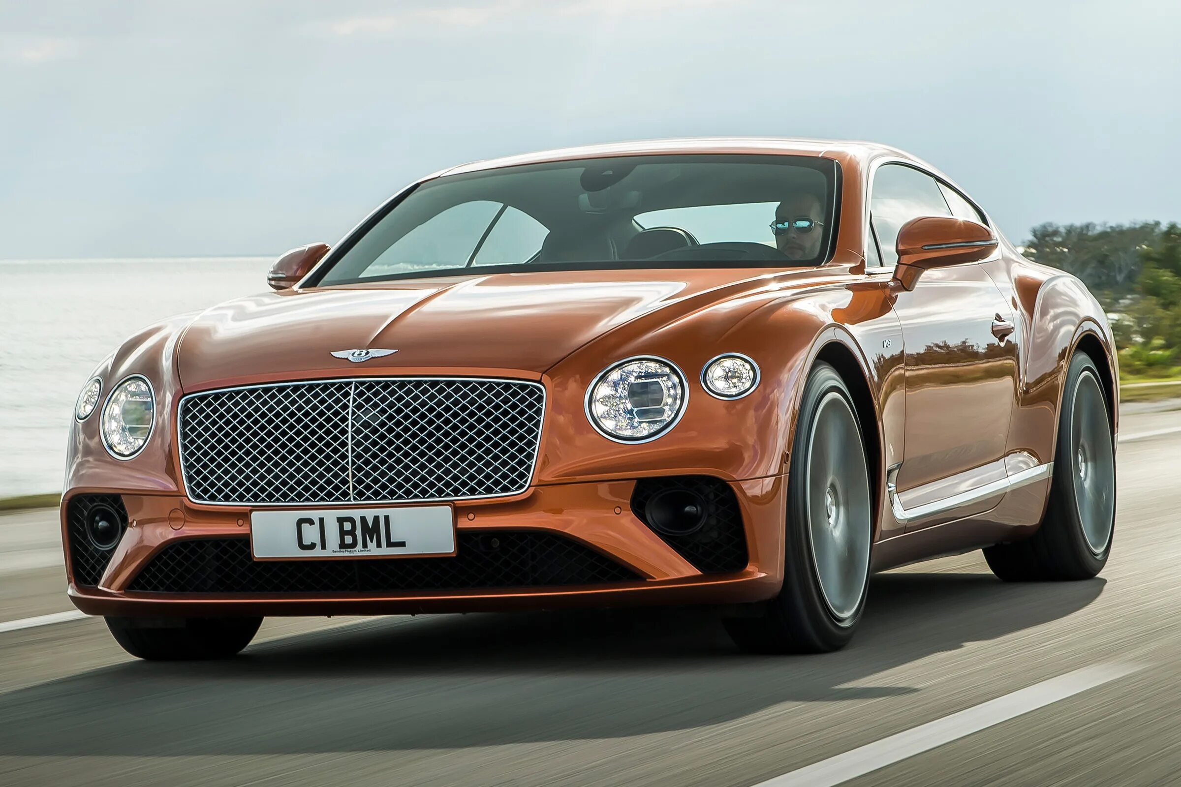 Бентли фото. Бентли Континенталь gt 2020. Bentley Continental gt v8. Бентли Континенталь ГТ 2021. Bentley Continental 2021.